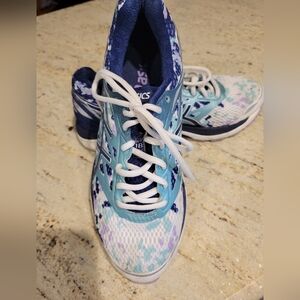 ASICS Women's GEL Cumulus 18 Size 8